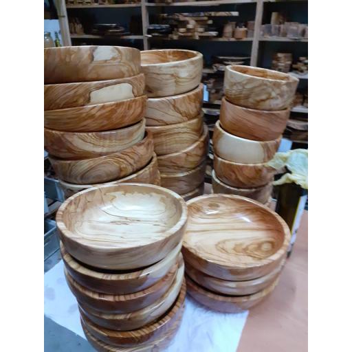 Ensaladera de Madera de Olivo, Artesanal Hecha a Mano en España - Elegancia Única y Sostenible para Servir Ensaladas con Estilo  9 x 21,5 cn [5]