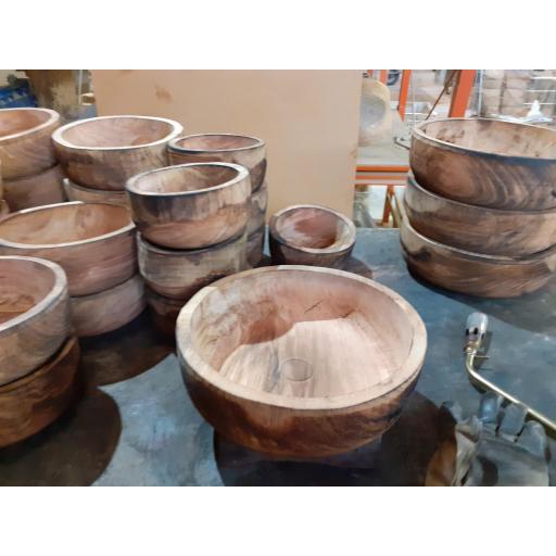  Ensaladera de Madera de Olivo, Artesanal Hecha a Mano en España - Elegancia Única y Sostenible para Servir Ensaladas con Estilo 7 x 31 cn [2]