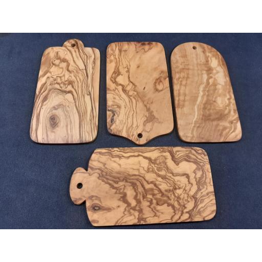  Tabla Fina en madera olivo artesanal duradero y decorativo para los desayunos [2]