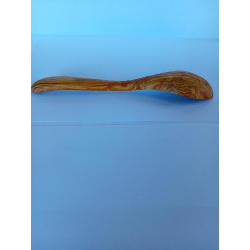 Cuchara comer unica  en madera olivo artesanal elegancia y duradera [1]