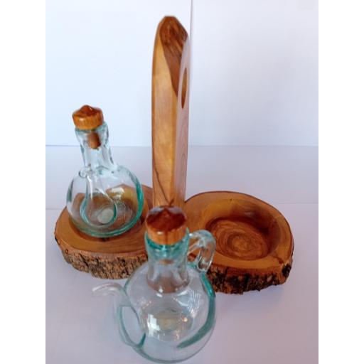 Set aceitera vinagrera rustica en madera olivo artesanal hecho a mano rusticó y elegante para la cocina [2]