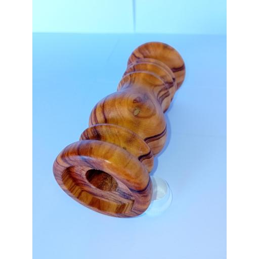 Salero torneado de madera de olivo artesanal | Decorativo y tradicional para cocina [1]