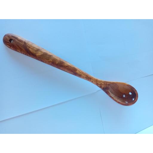 Cazo aceitunas grande de una pieza en madera olivo artesanal hecho a mano ecológico y duradero [2]