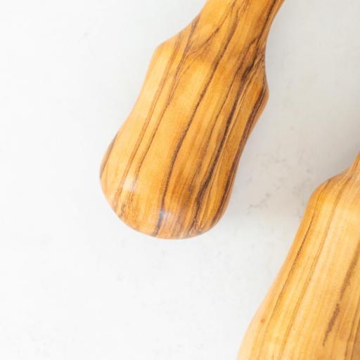 Mazo Pequeño para Mortero de Madera de Olivo – Artesanal, Hecho a Mano y Duradero | Maderaolivo.com [2]