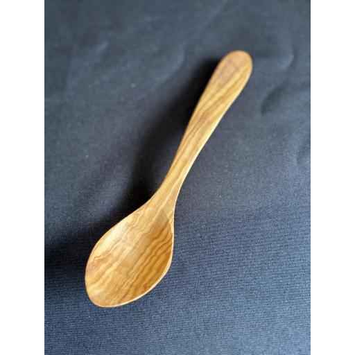Cuchara Artesanal de Madera de Olivo – Hecha a Mano y Única [1]
