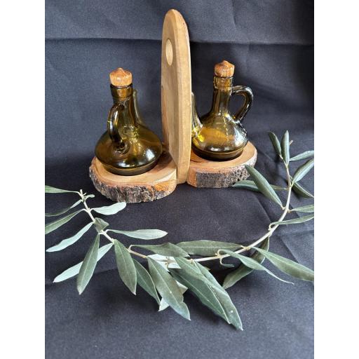 Set Aceitera y Vinagrera de Madera de Olivo – Artesanal y Rústico