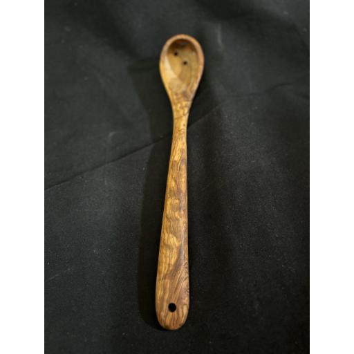 Cazo aceitunas grande de una pieza en madera olivo artesanal hecho a mano ecológico y duradero