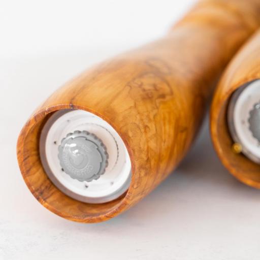 Molinillo de Madera de Olivo Mediano Torneado 21,5 cm para Sal y Pimienta – Artesanal, Pieza Única Hecha a Mano en España [4]