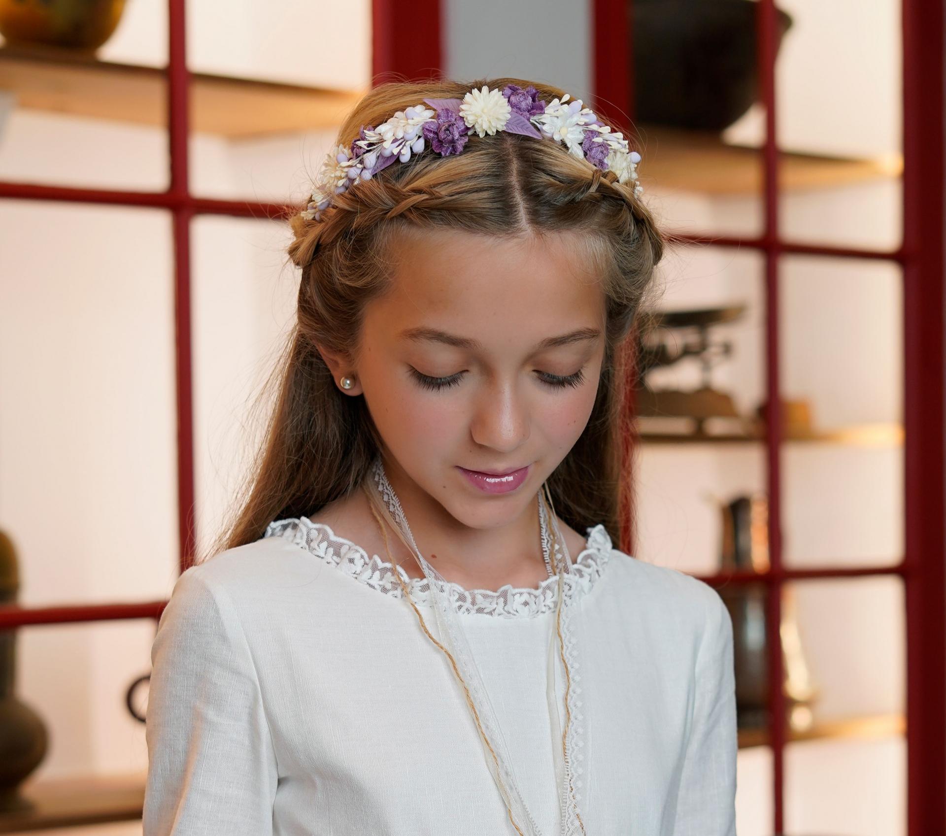 Corona comunión malva