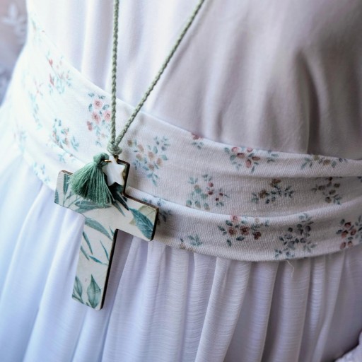 Cruz de comunión niña tonos verdes