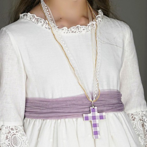 Cruz de comunión niña Vichy malva