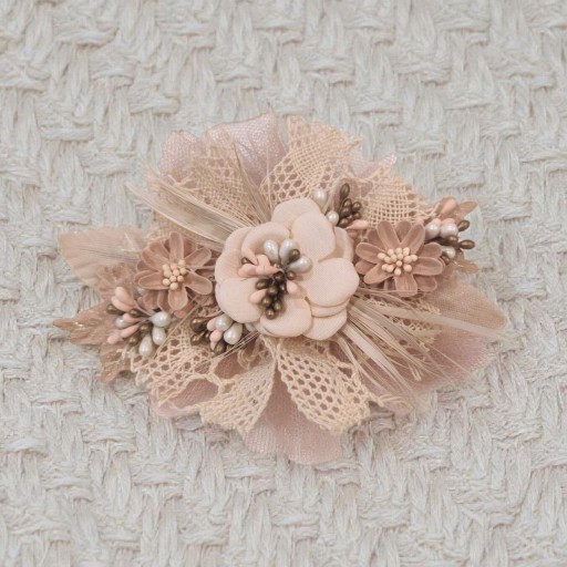 Prendído para vestido de comunión rosa pastel o asalmonado 