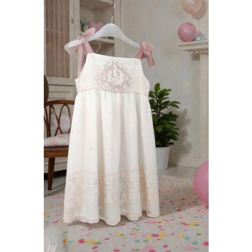 Conjunto camisón con bata de niña.  Se puede variar a otros colores. Ponte en contacto por el wasap de la web.  [1]