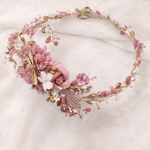 Corona comunión rosa maquillaje 