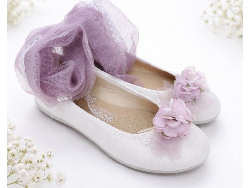 Bailarinas decoradas en malva . Leer la descripción del producto.