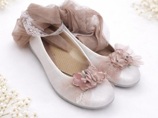 Zapatos comunión color topo  . Leer la descripción del producto.