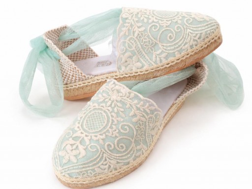 Esparteña de comunión verde menta con beis. Personalice el color por wasap  [0]