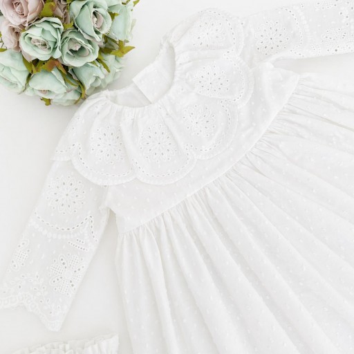 Traje de cristianar unisex con capota y braguita. Algodón bordado blanco. Talla amplio.  [3]