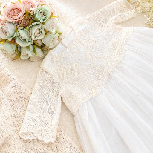 Traje cristianar tul bordado. Una prenda exquisita con 3 capas de tela. Modelo exclusivo talla 12meses. Incluye braguita y capota  [1]