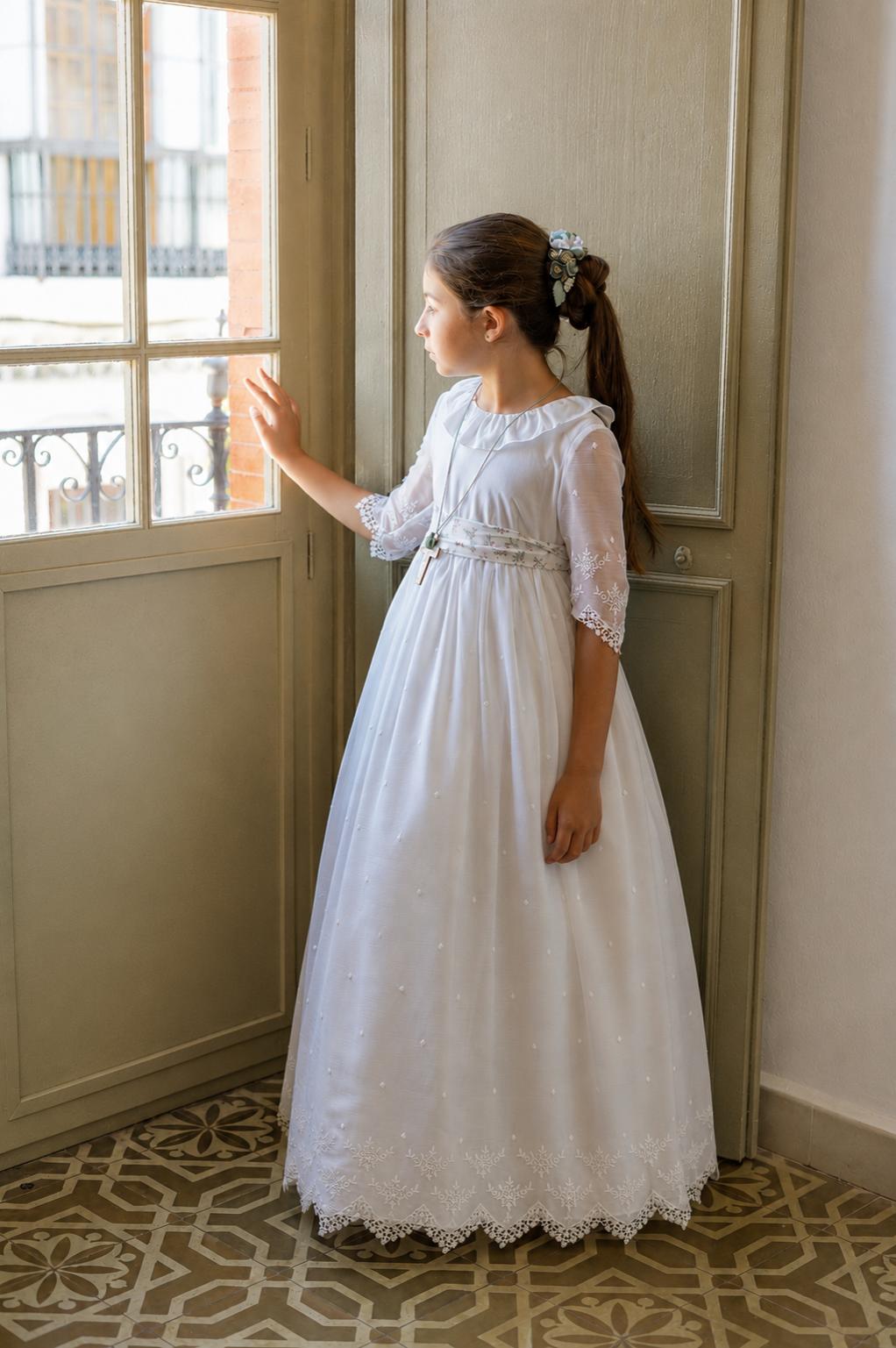 Modelo Marieta. Este modelo combina muy bien con nuestros nuevos lazos estampados ademas de nuestros lazos de colores de lisos.