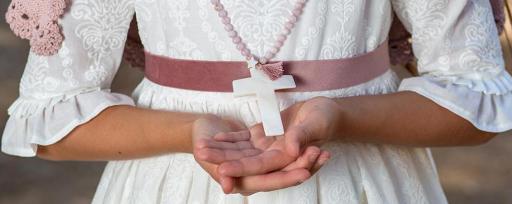 CRUCES Y CAPAZOS