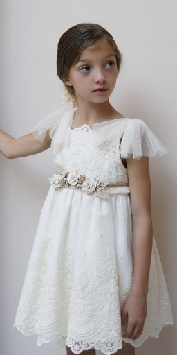  Vestido corto para comunión  bodas y ceremonias .No incluye lazo. Elige un lazo vestido corto en la seccion lazos.