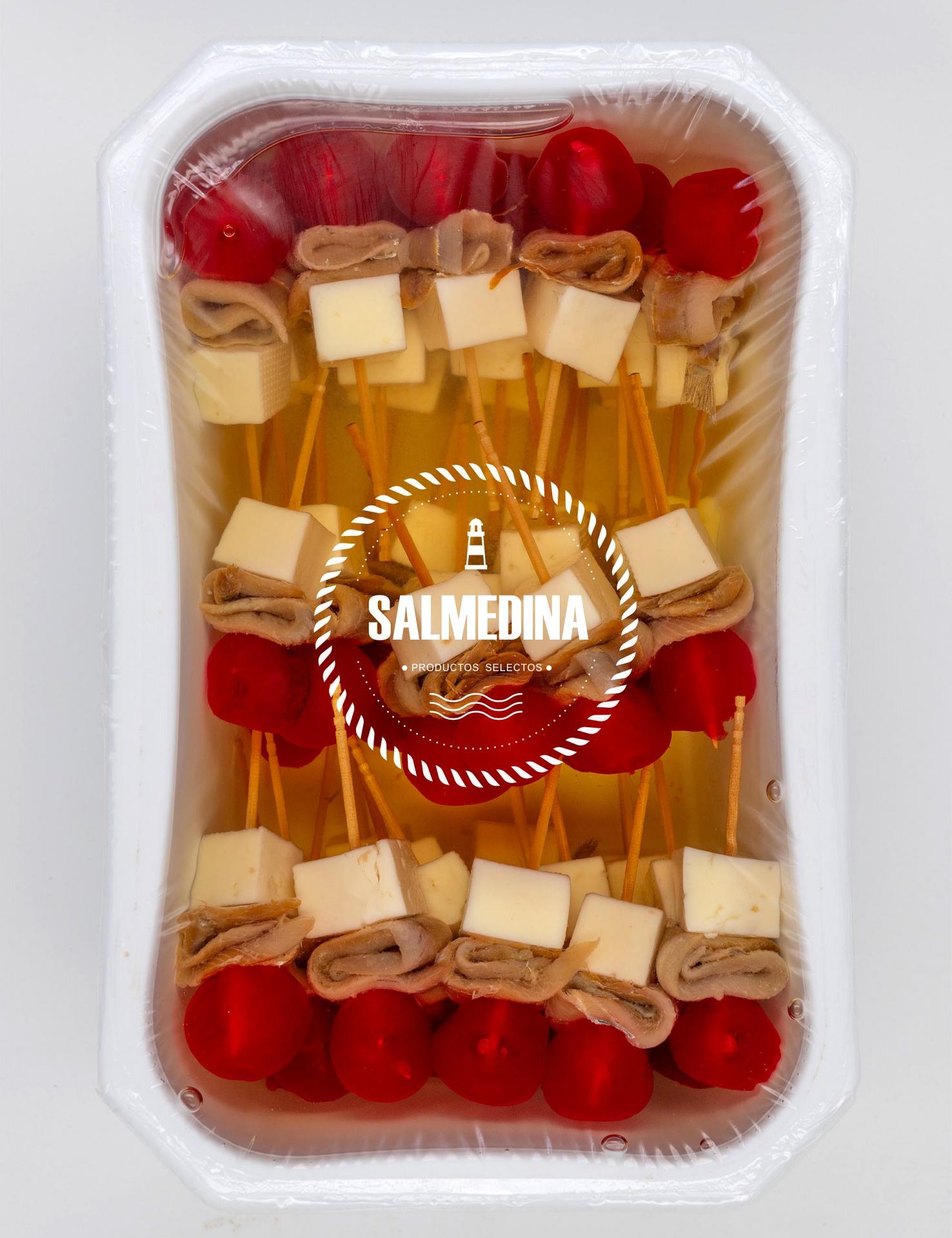 BANDERILLAS "GILDAS CEREZA CONFITADA" 2kg ( 40 unidades)