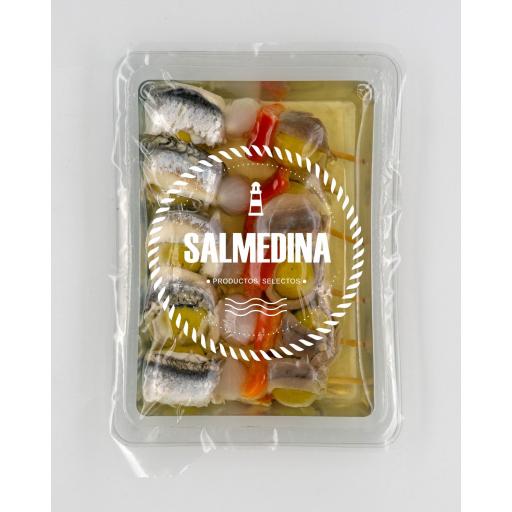 BANDERILLAS "GILDAS MATRIMONIO ", aceituna, anchoa, boquerón piparra , pimiento rojo y cebollita encurtida  5 unidades (estuches) [0]