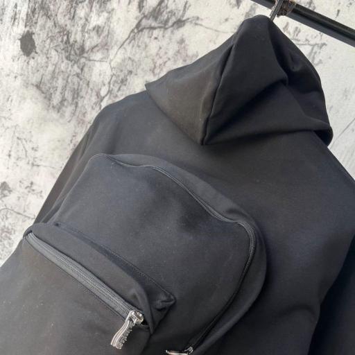 Sudadera Blncga Con Mochila Negro [3]