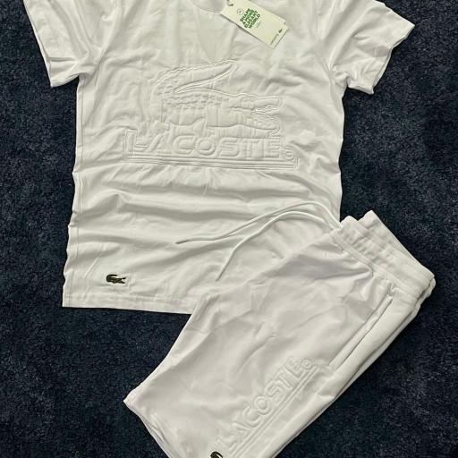 Conjunto lcste