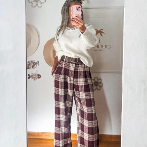 Pantalón CUADROS tonos Burdeos [2]