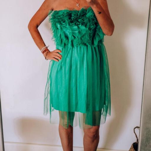 Vestido corto de tul tono verde [1]