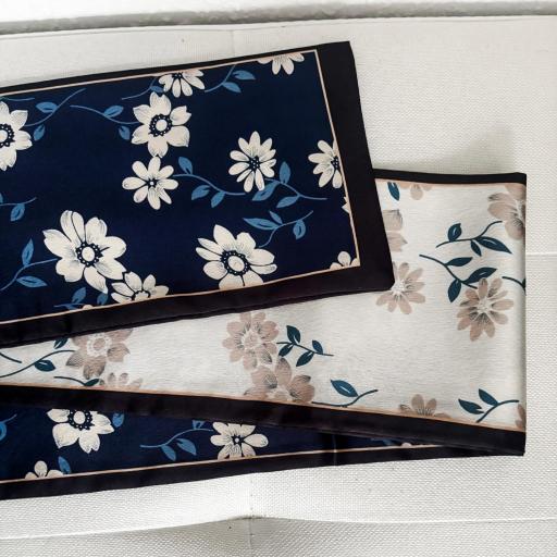 Pañuelo banda con doble estampado [3]