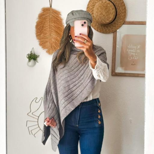 Poncho cuello cisne gris [3]