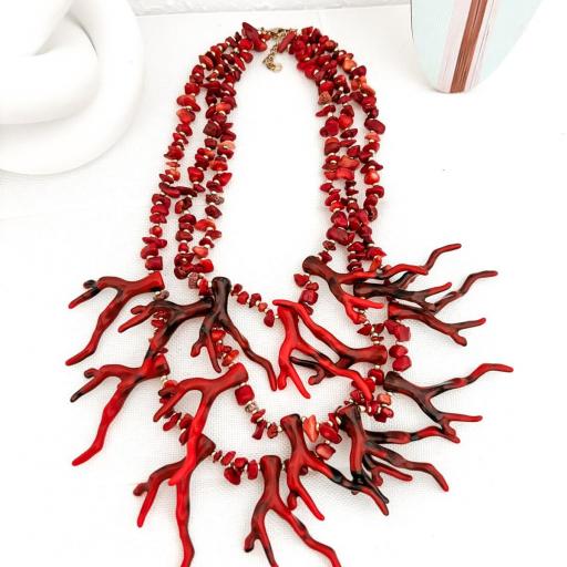 Collar CORALES