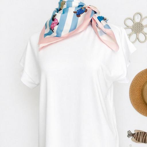 Camiseta con pañuelo [0]