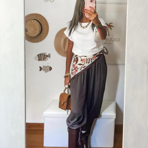 Pantalón BOMBACHO Satinado [3]