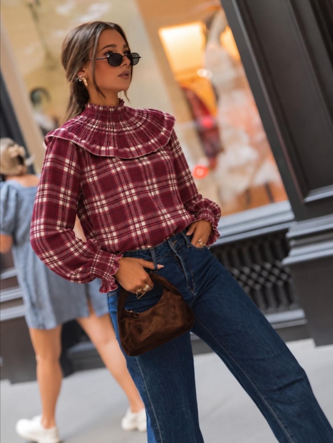 Blusa MAYRA tono Burdeos
