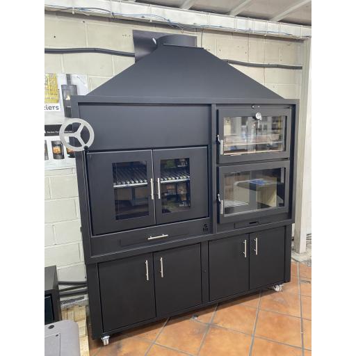 BARBACOA MODELO FUSION 200 EP CON SISTEMA DE ELEVACIÓN, PUERTAS Y HORNO [6]
