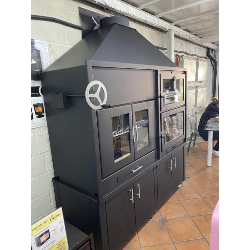 BARBACOA MODELO FUSION 200 EP CON SISTEMA DE ELEVACIÓN, PUERTAS Y HORNO [5]