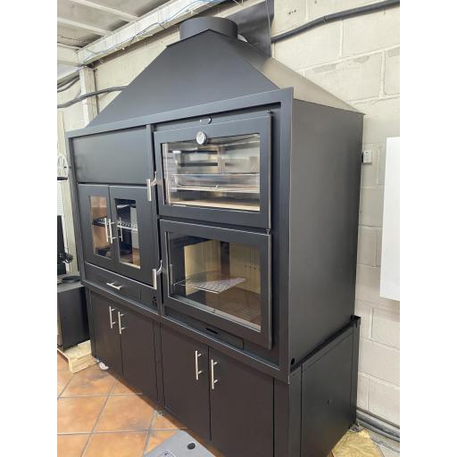 BARBACOA MODELO FUSION 200 EP CON SISTEMA DE ELEVACIÓN, PUERTAS Y HORNO [4]