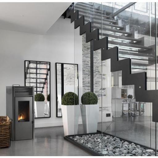 ESTUFA DE PELLETS MODELO INES PRO MAX 14KW, AIRE FRONTAL - AUTORREGULACIÓN DE COMBUSTION