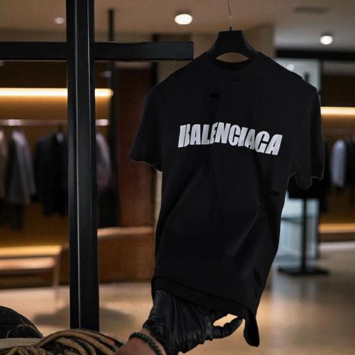 CAMISETA BALENCIAG@