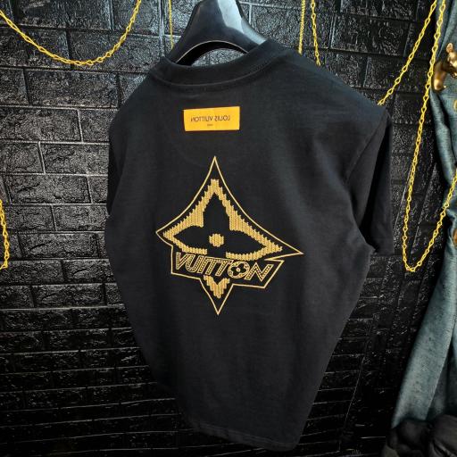 CAMISETA LV