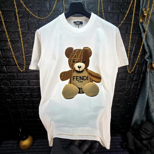 CAMISETA FENDi
