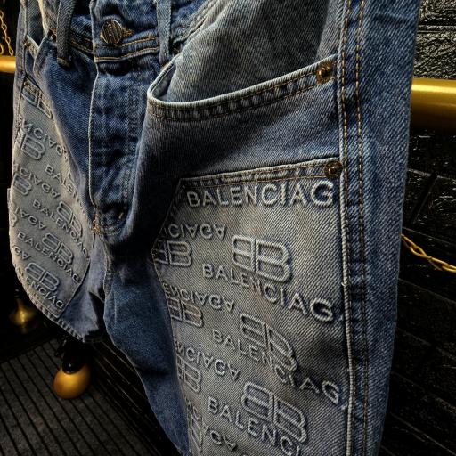 VAQUERO BALENCIAG@ (LT)