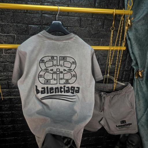 CONJUNTO BALENCIAG@  (GREY)  (OVERSIZE)