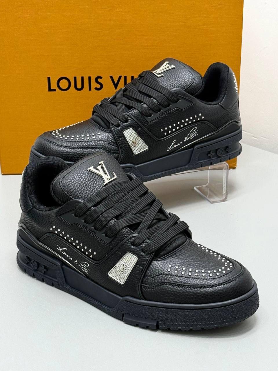 ZAPATILLAS LV