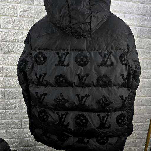 CHAQUETA LV [2]