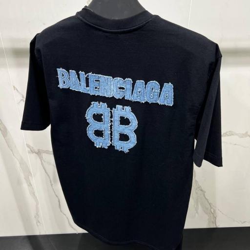 CAMISETA BALENCIAG@  (BORDADA)